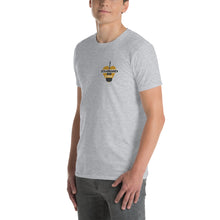 Load image into Gallery viewer, Gitaarmannen, de podcast Short-Sleeve Unisex T-Shirt